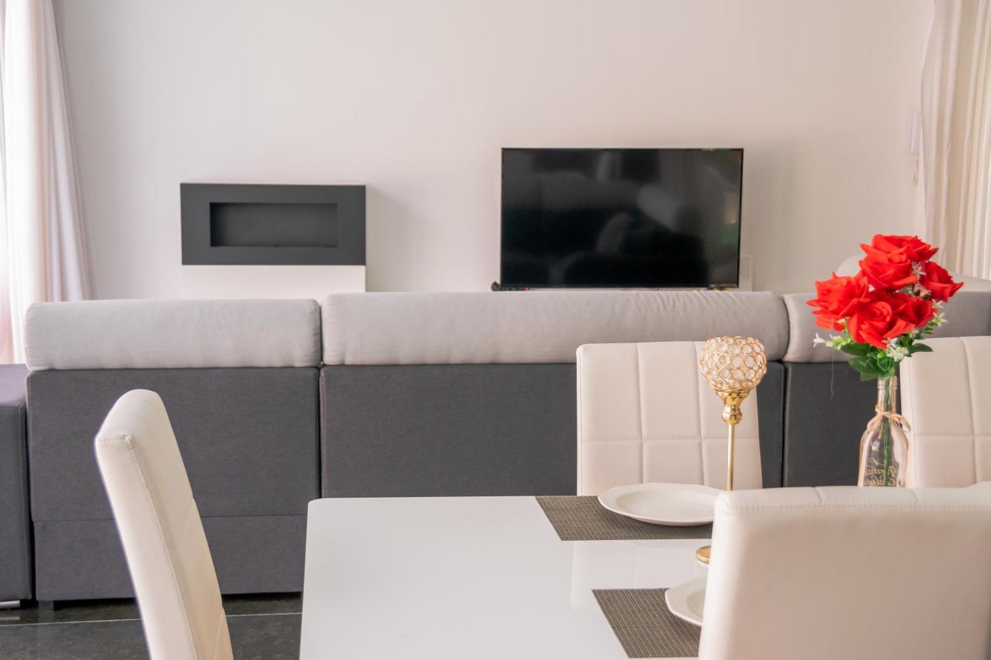 Luxurious Villa Marly II 카스테데펠스 외부 사진